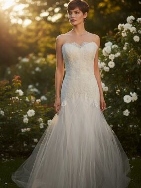 Vintage Christos Strapless Ivory Lace & Tulle Wedding Dress Size 8